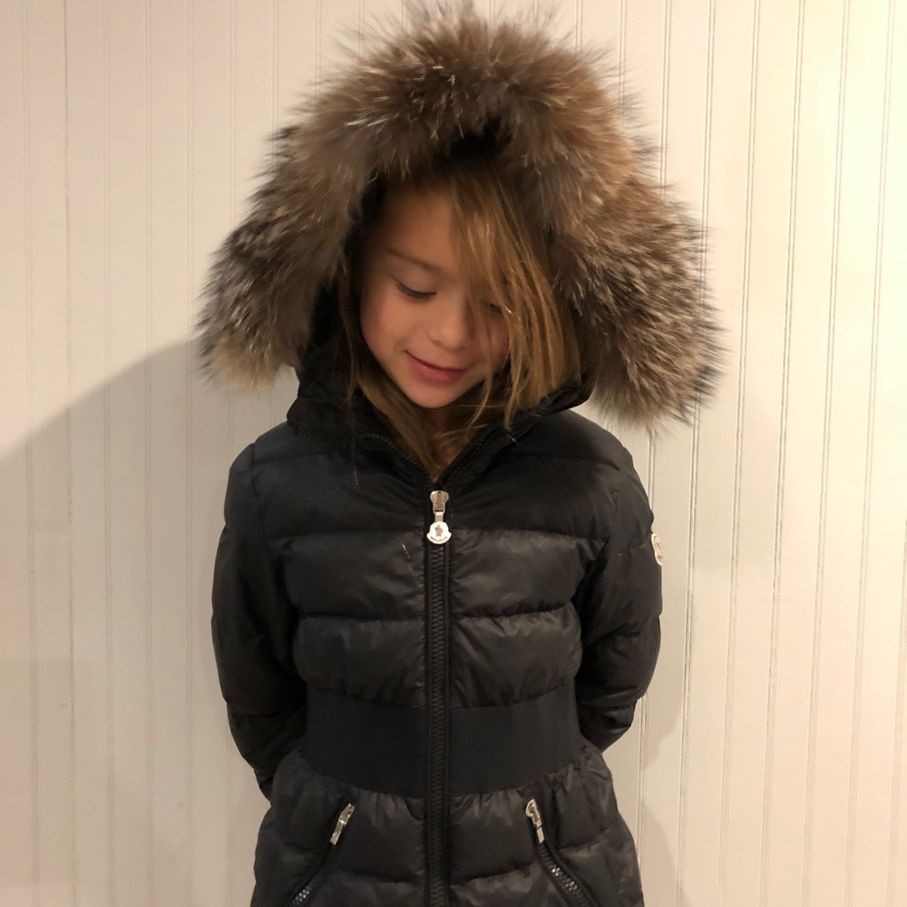 Moncler girls coat with fur hood trim 🧥